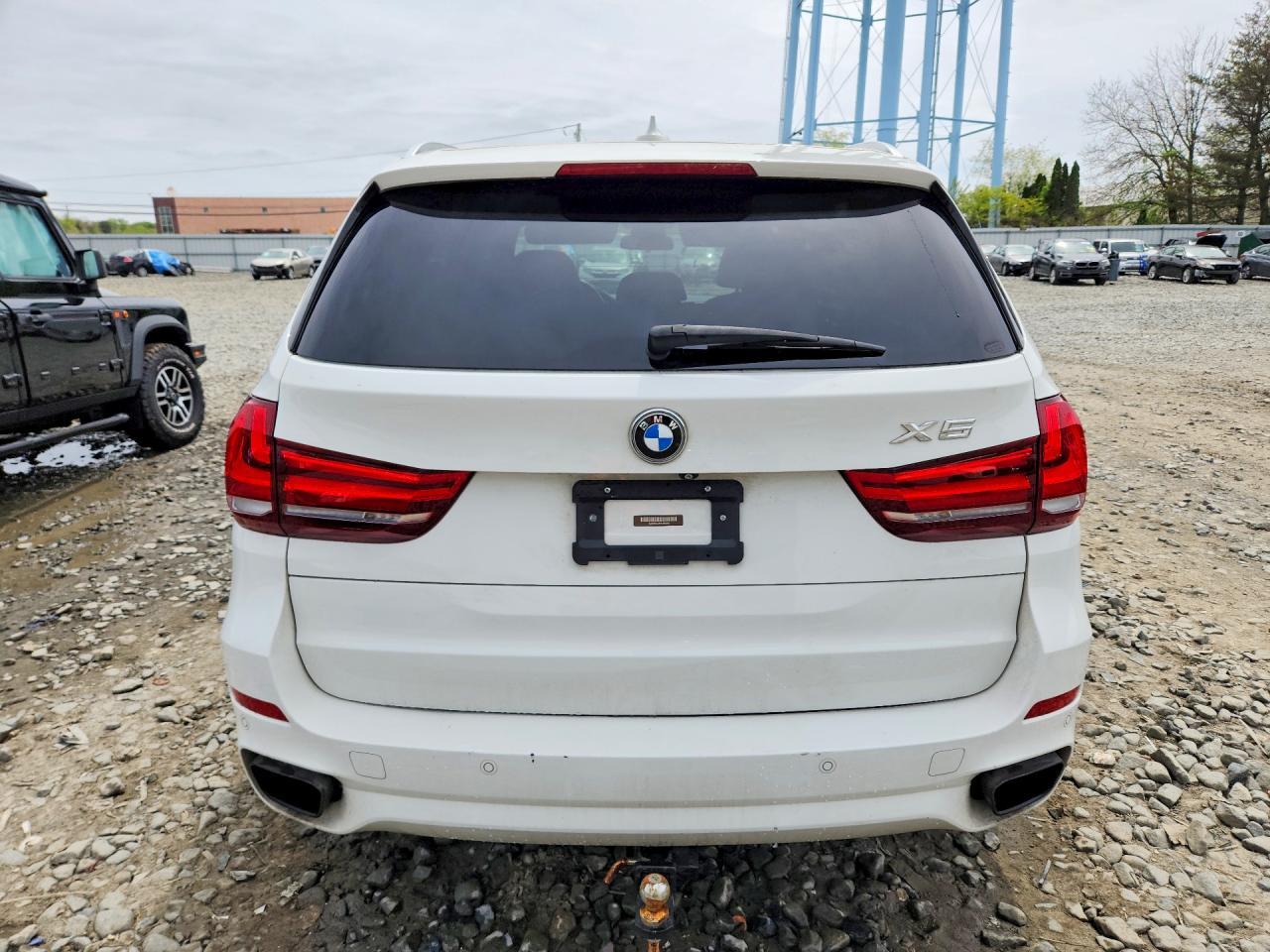 2017 BMW X5 xDrive50I - zdjęcie 6