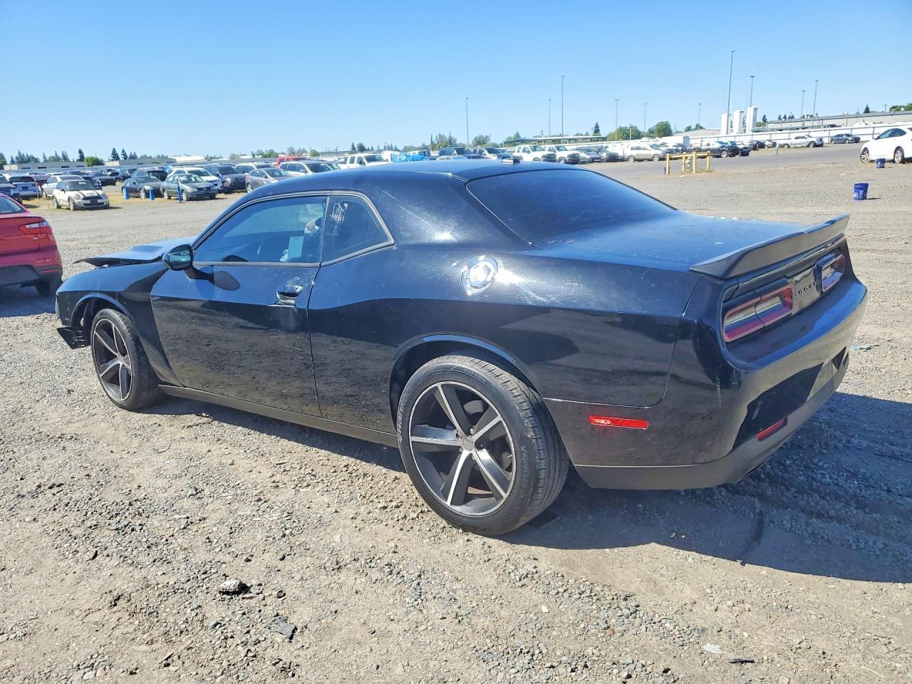 2015 Dodge Challenger Sxt - zdjęcie 2