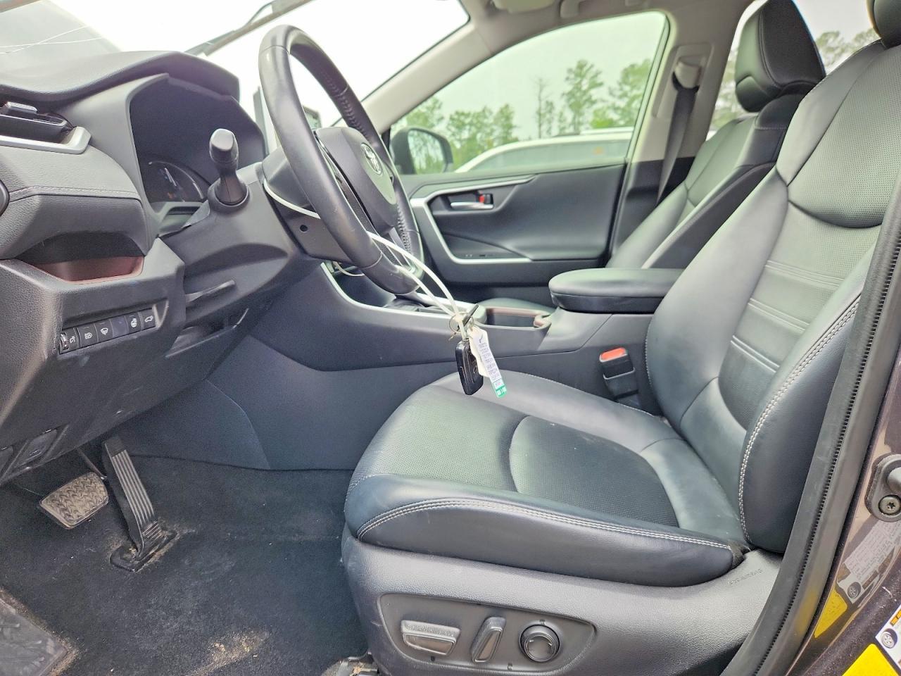 2020 Toyota Rav4 Limited - zdjęcie 7