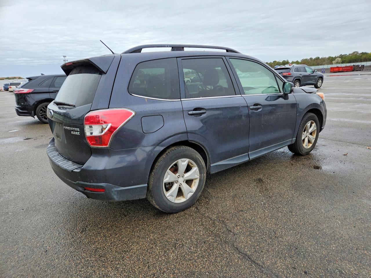 2014 Subaru Forester 2.5I Touring - zdjęcie 3