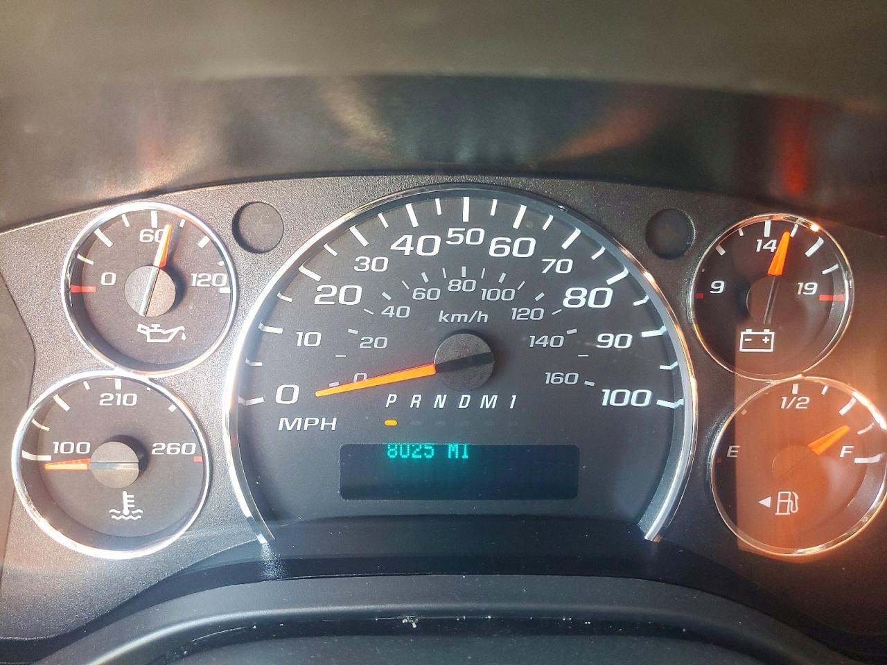 2025 Chevrolet Express G2500 - zdjęcie 9
