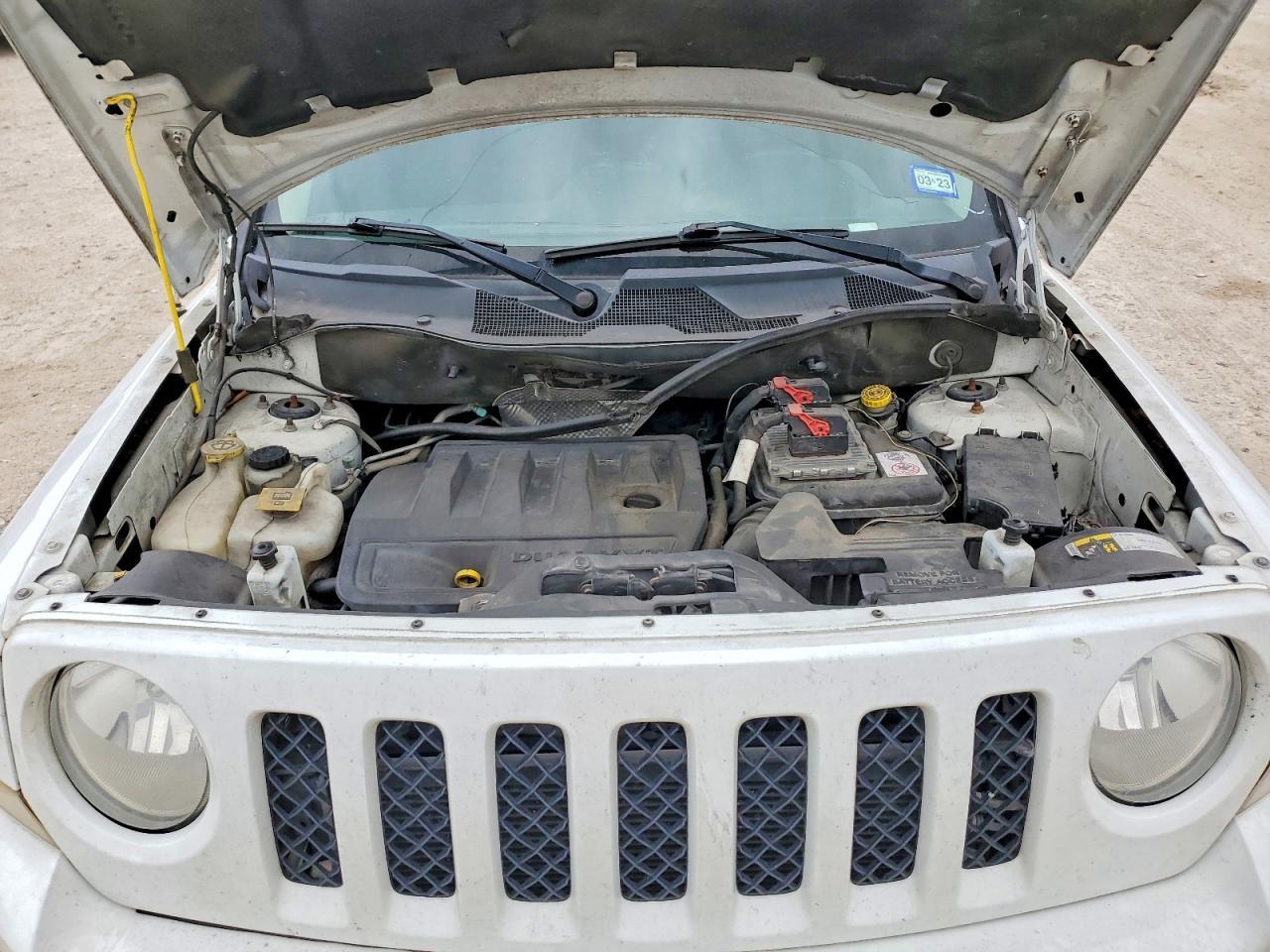 2016 Jeep Patriot - zdjęcie 11