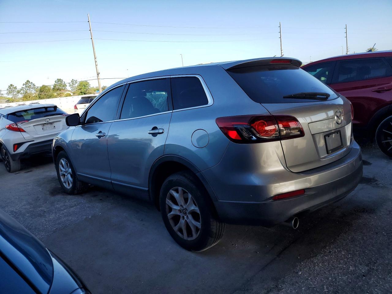 2013 Mazda Cx-9 Sport - zdjęcie 2
