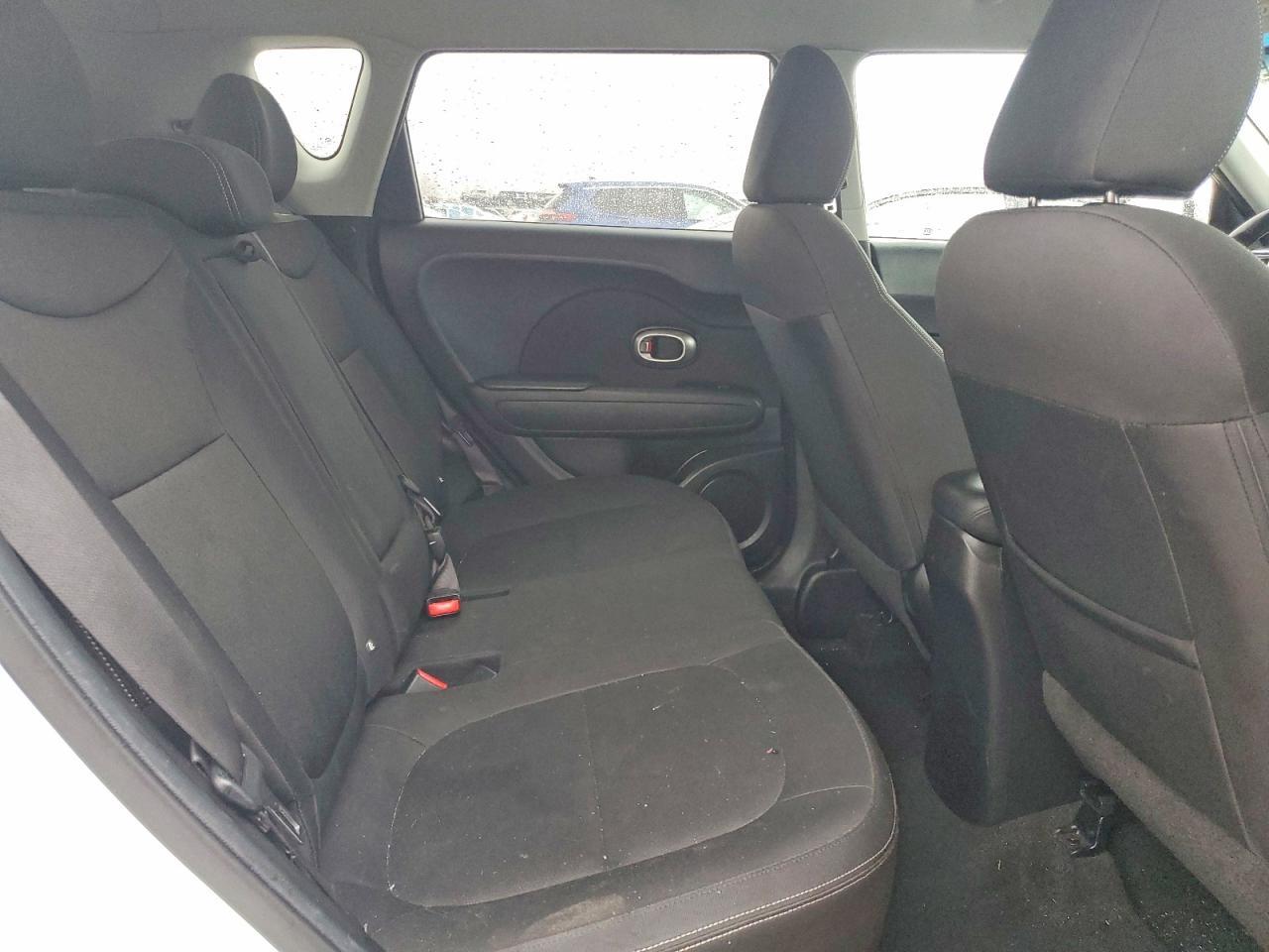 2014 Kia Soul Base - zdjęcie 10