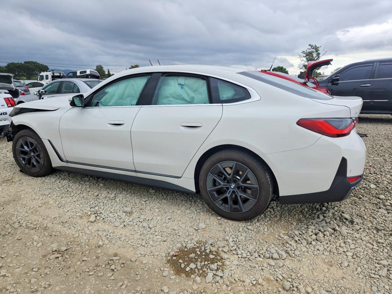 2025 BMW I4 Edrive 40 - zdjęcie 2