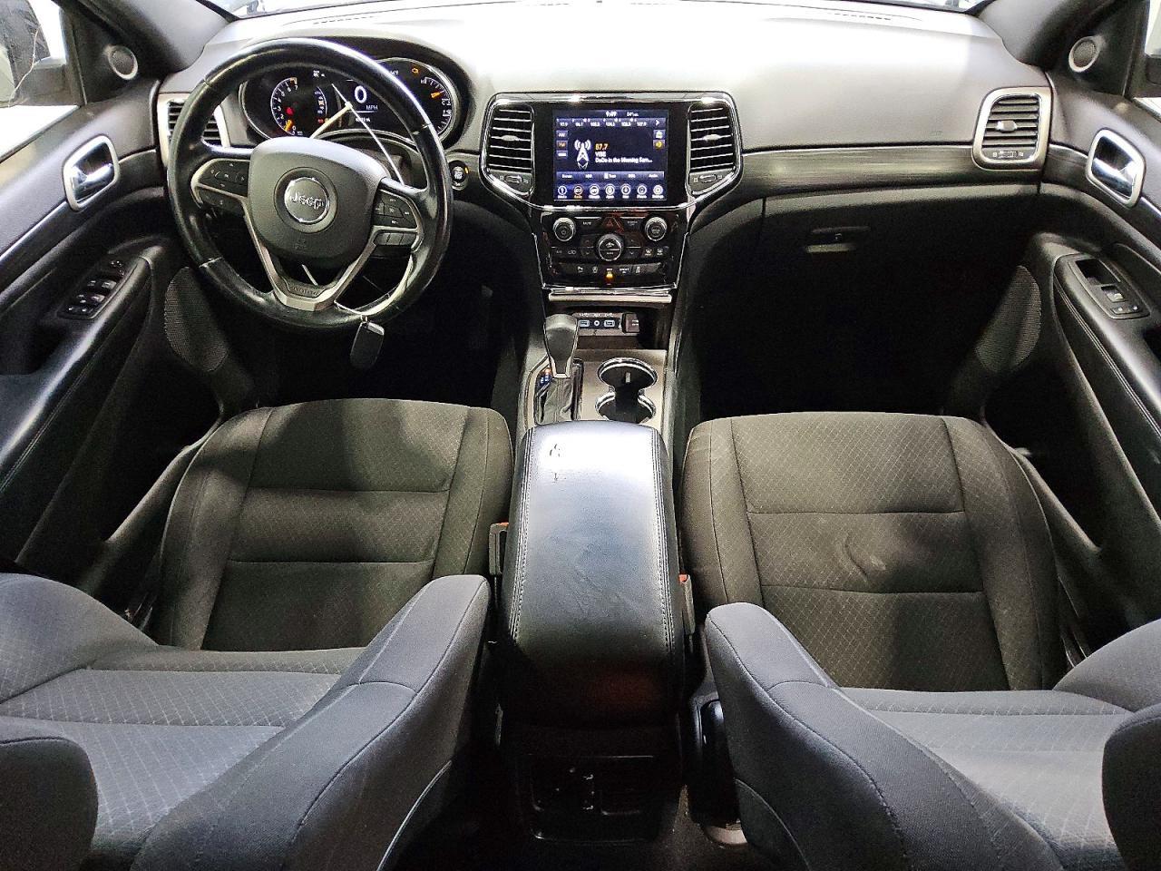 2019 Jeep Grand Cherokee Laredo - zdjęcie 8