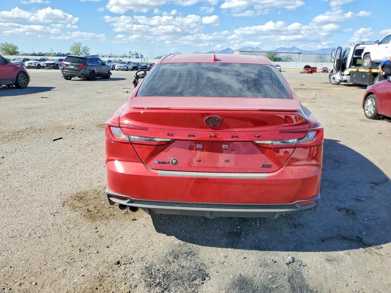 2026 Toyota Camry Se - zdjęcie 8