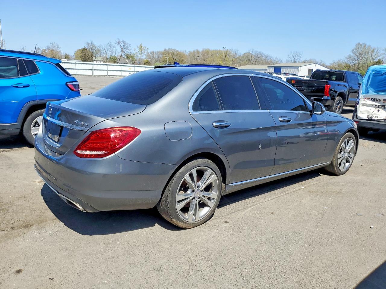 2017 Mercedes-Benz C 300 4Matic - zdjęcie 3