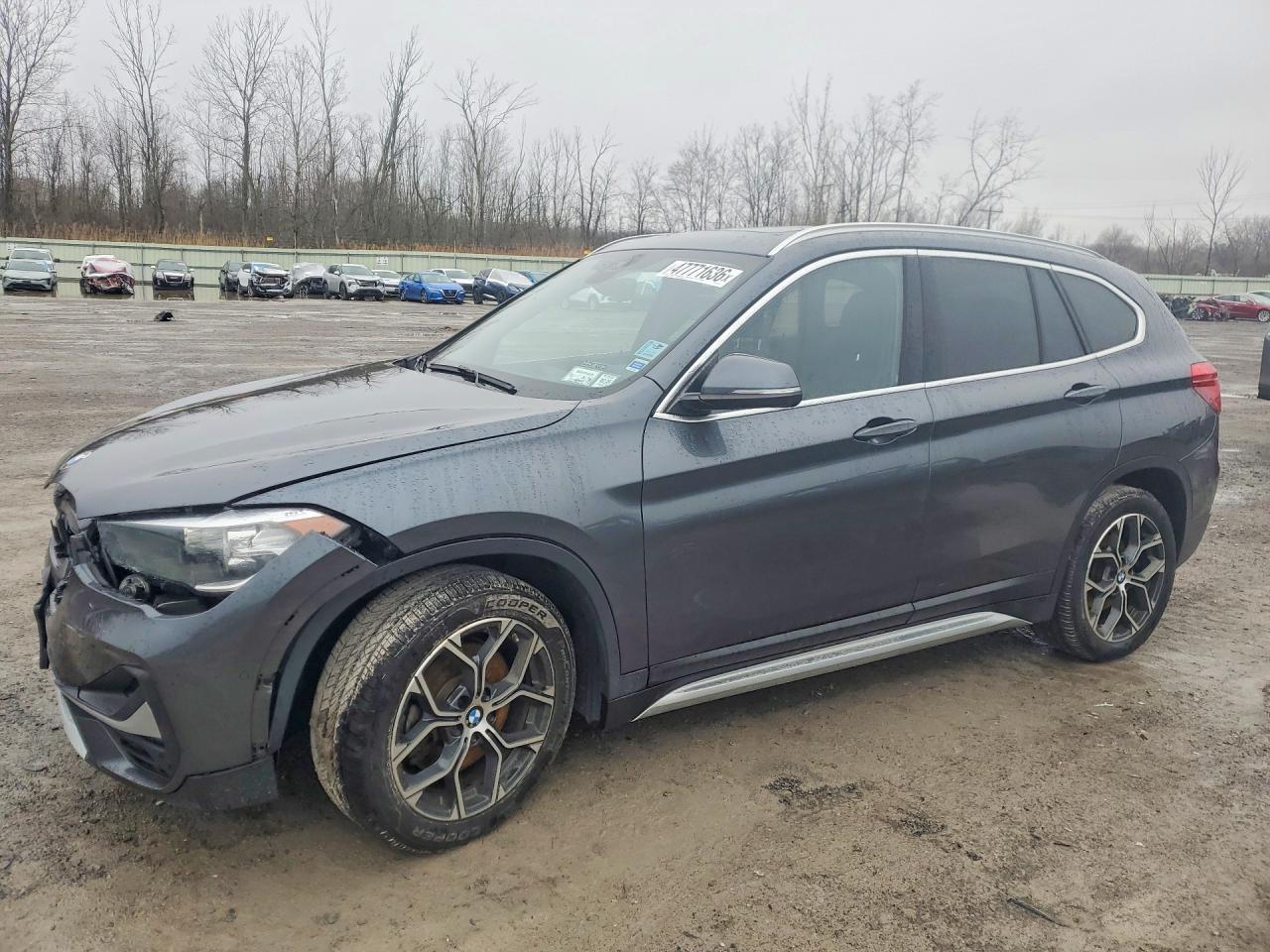 2020 BMW X1 xDrive28I - zdjęcie główne