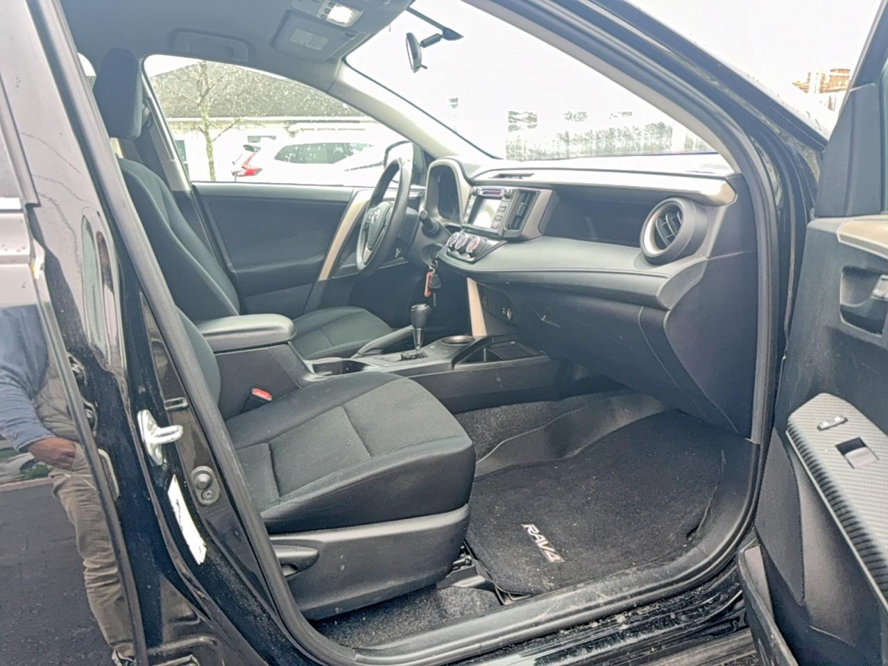 2015 Toyota Rav4 Le - zdjęcie 5