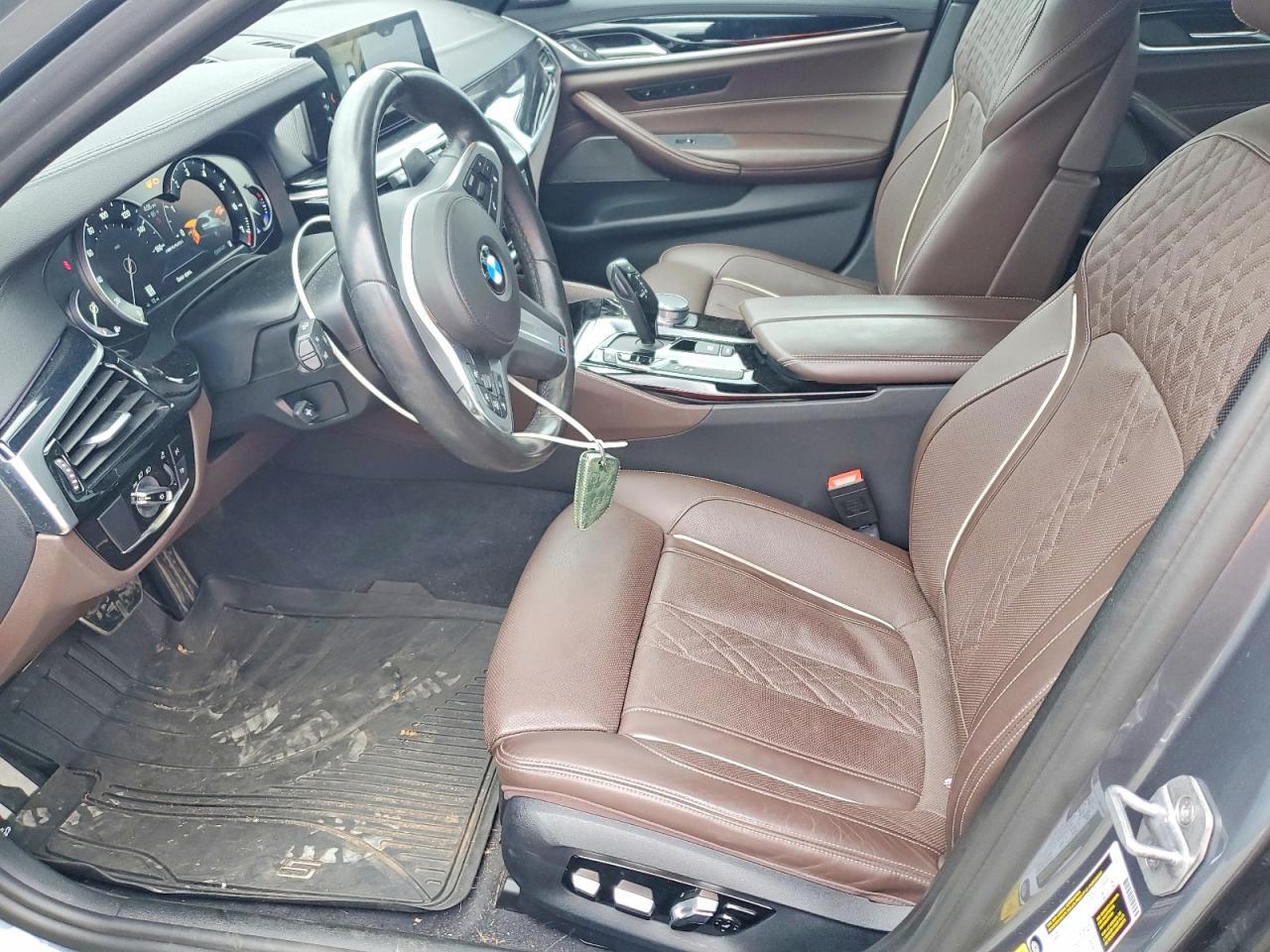 2018 BMW Seria 5 M550i - zdjęcie 7