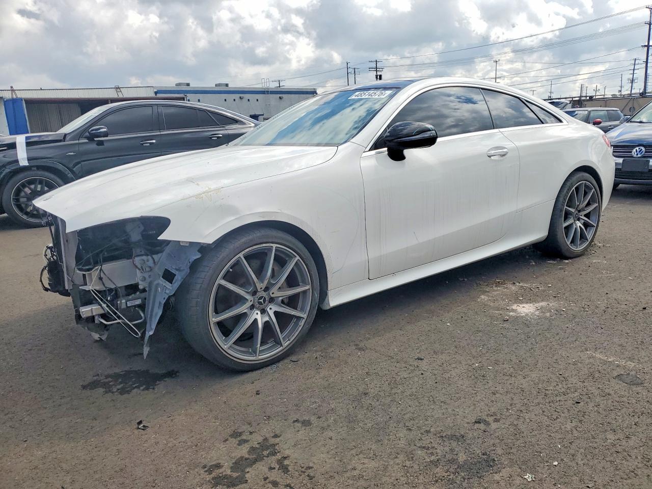 2018 Mercedes Benz E-Class - zdjęcie główne