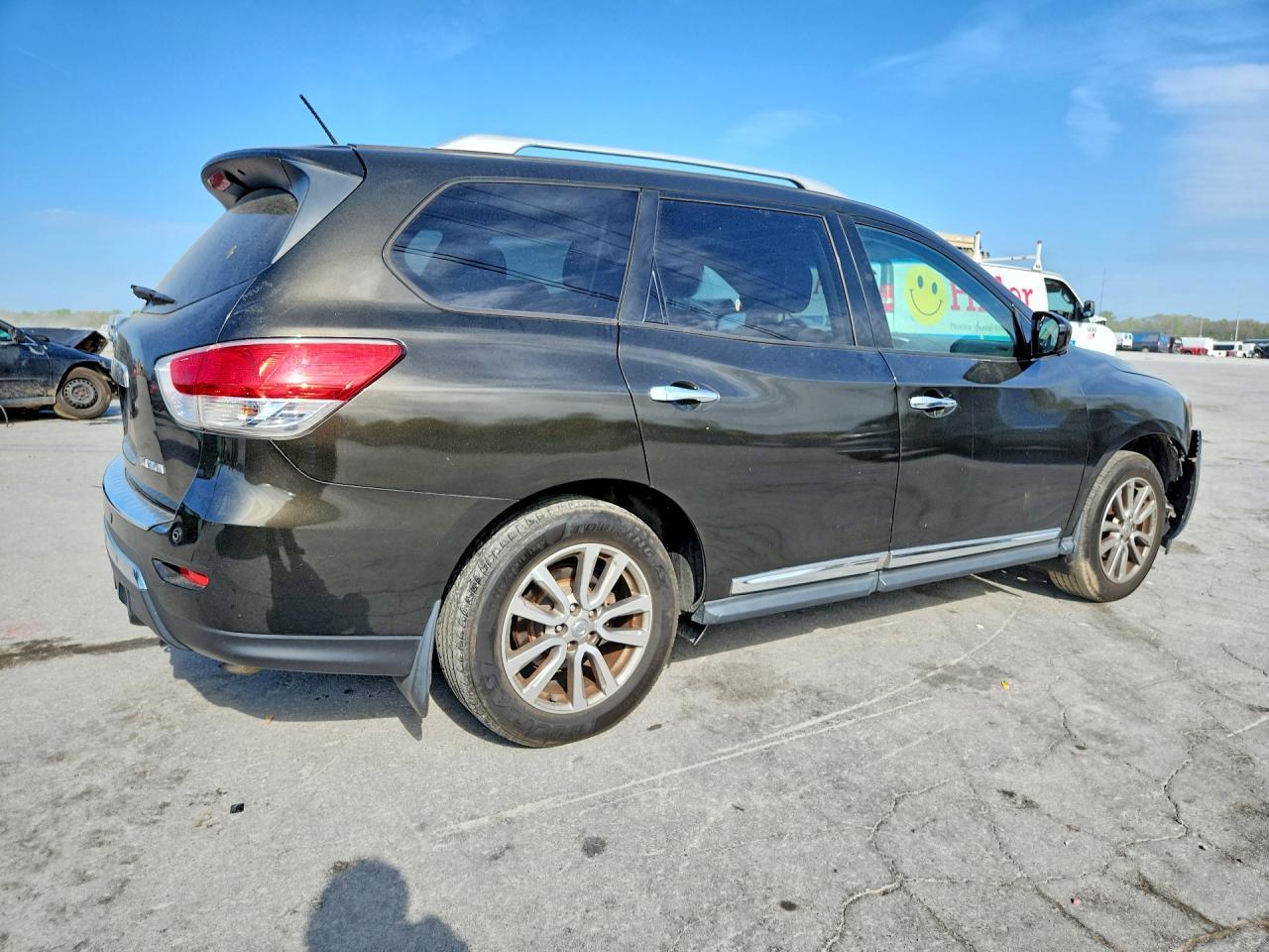2016 Nissan Pathfinder Platinum - zdjęcie 3