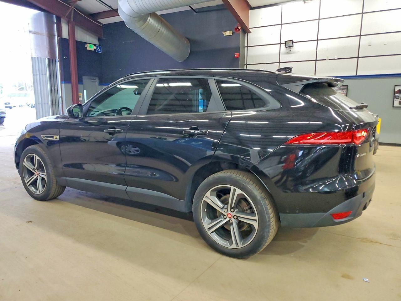 2017 Jaguar F-Pace Premium - zdjęcie 2