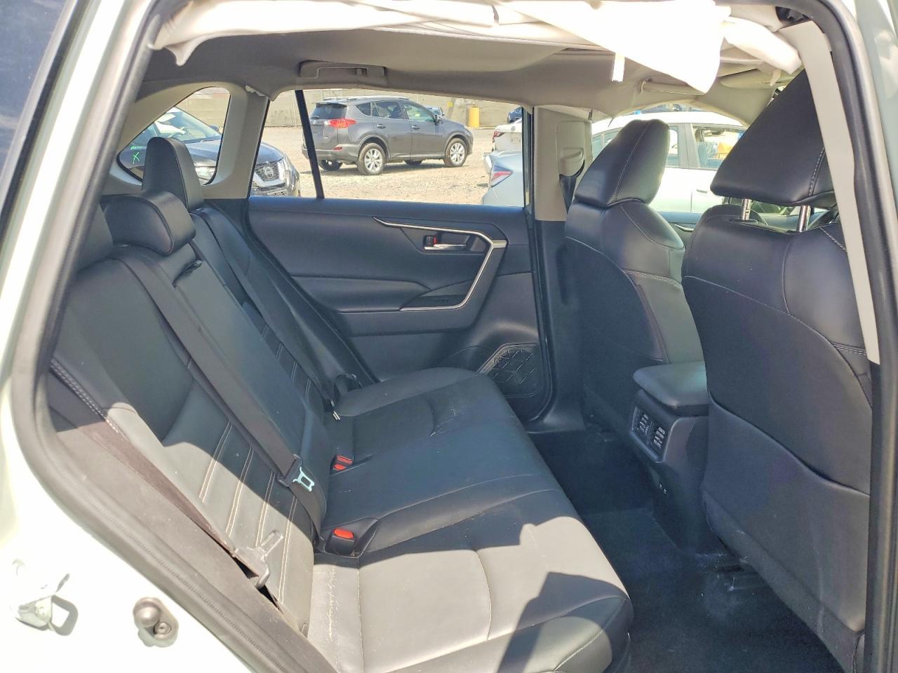 2021 Toyota Rav4 Hybrid Xle Premium - zdjęcie 11