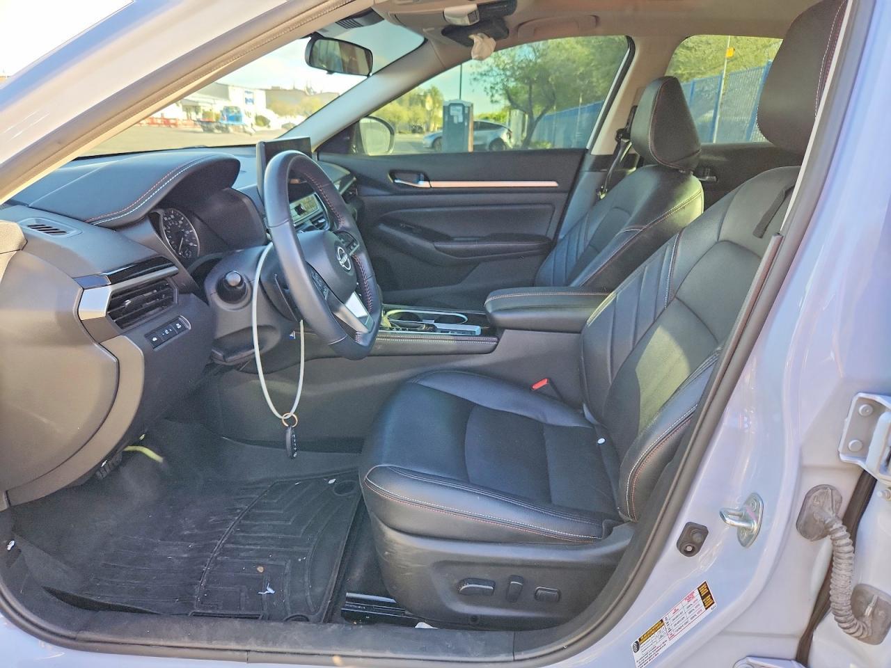 2024 Nissan Altima Sr - zdjęcie 7