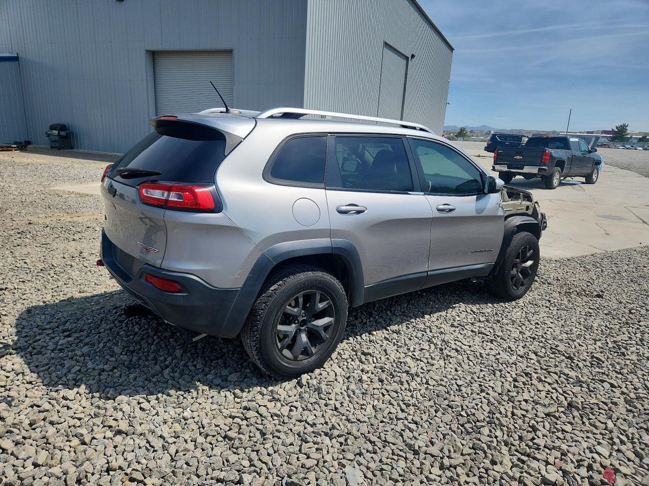 2015 Jeep Cherokee Trailhawk - zdjęcie 3