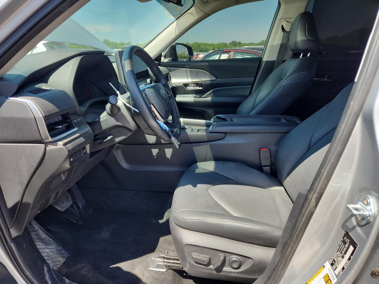 2025 Toyota Grand Highlander Xle - zdjęcie 7