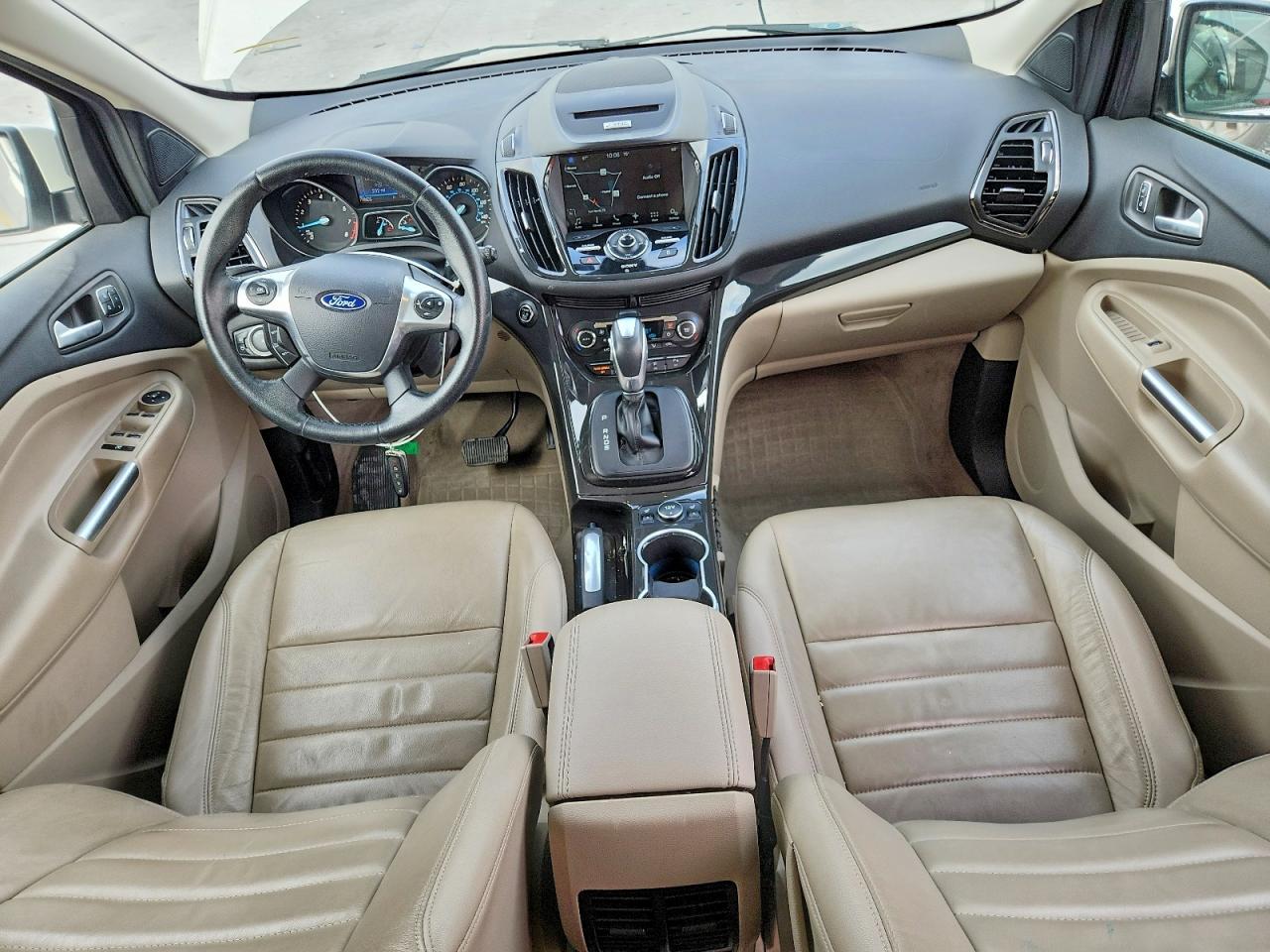 2016 Ford Escape Titanium - zdjęcie 8