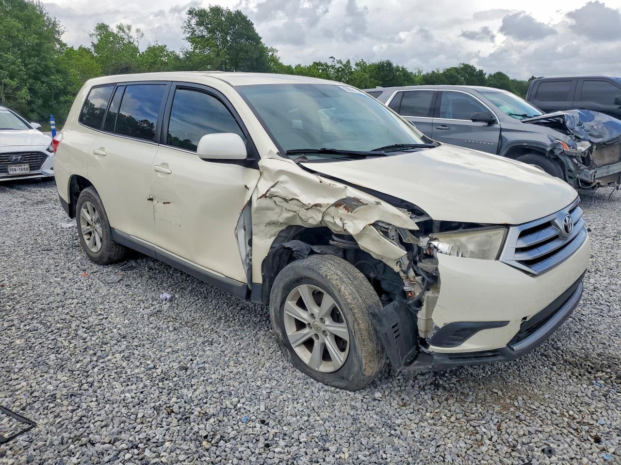 2013 Toyota Highlander Base - zdjęcie 4