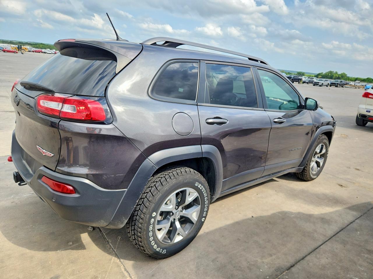 2015 Jeep Cherokee Trailhawk - zdjęcie 3