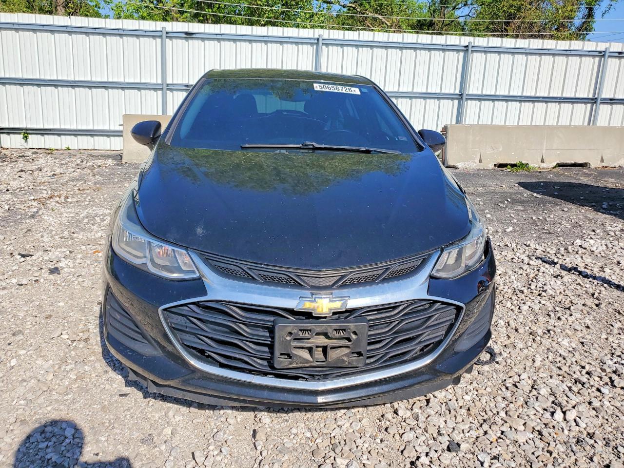 2019 Chevrolet Cruze Ls - zdjęcie 5
