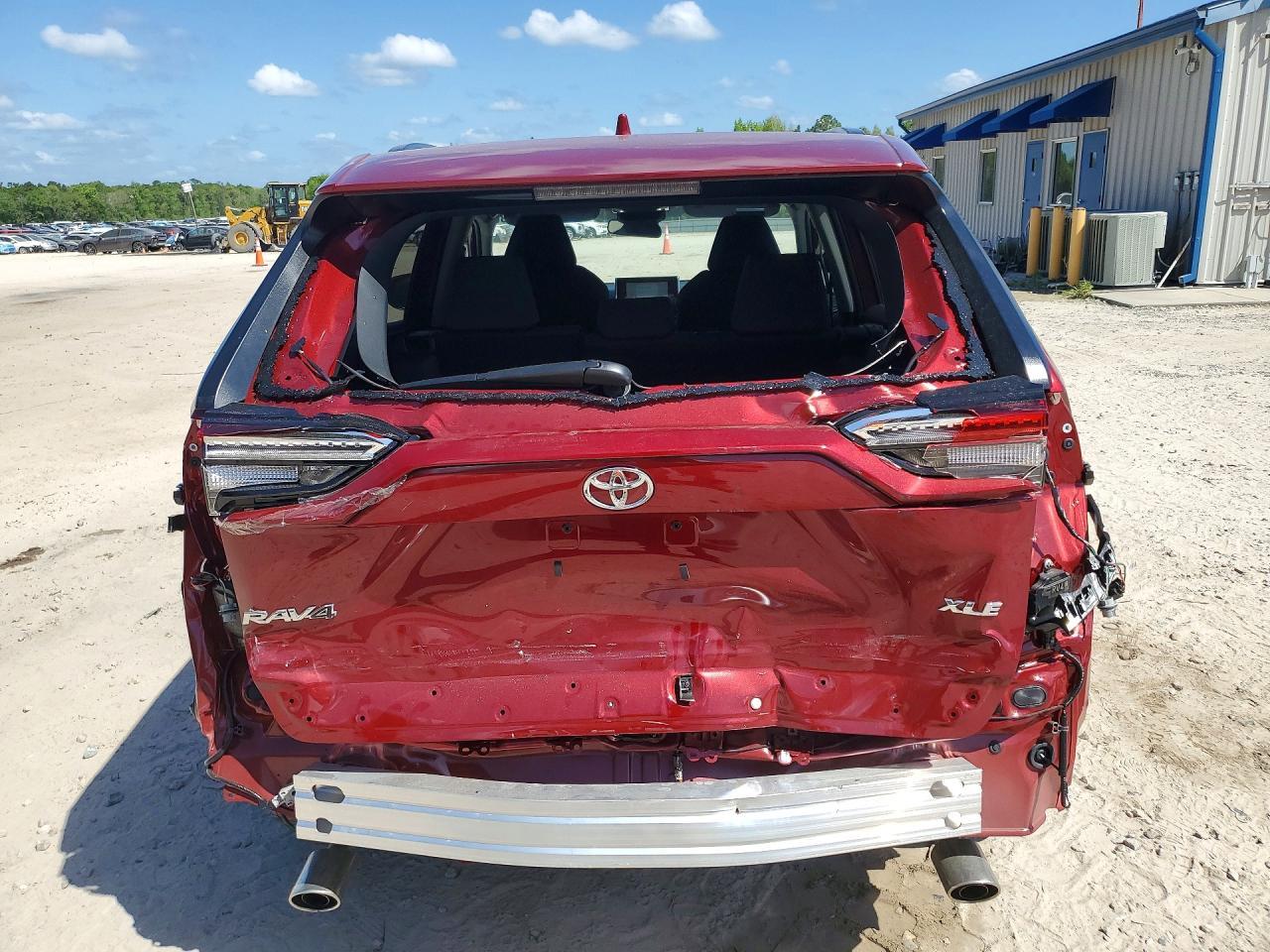2025 Toyota Rav4 Xle - zdjęcie 6