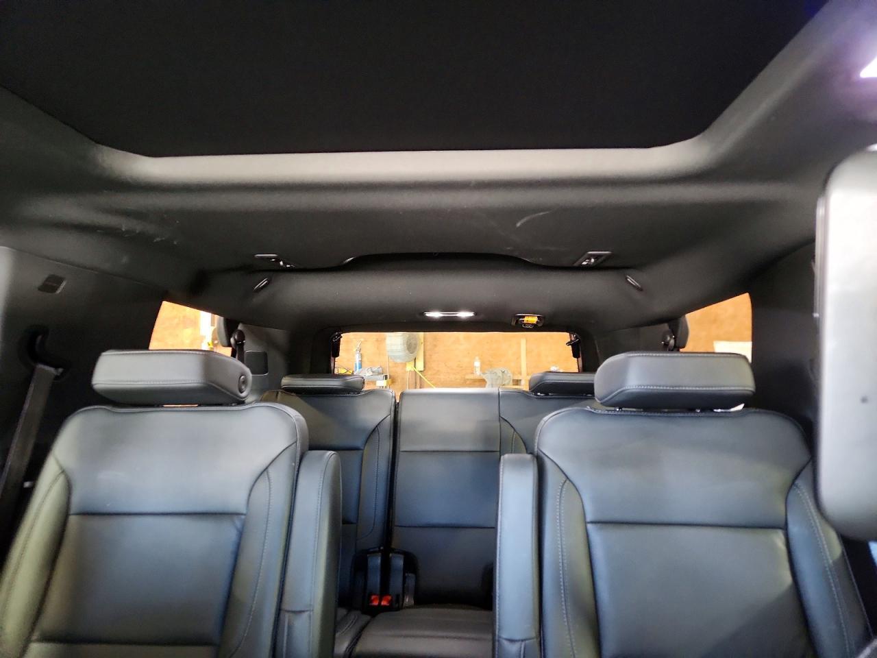 2021 Chevrolet Tahoe K1500 Z71 - zdjęcie 10