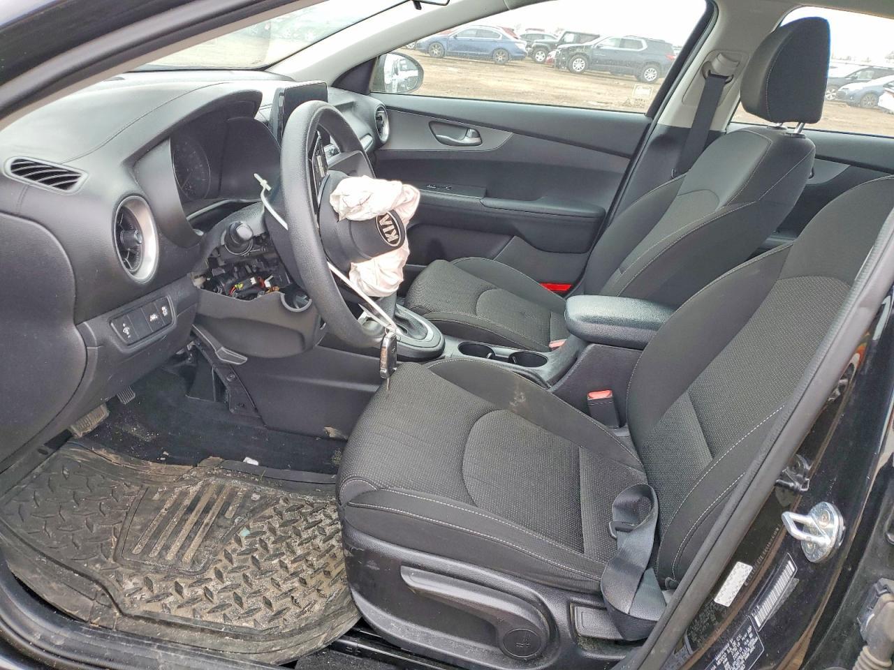 2021 Kia Forte Lxs - zdjęcie 7