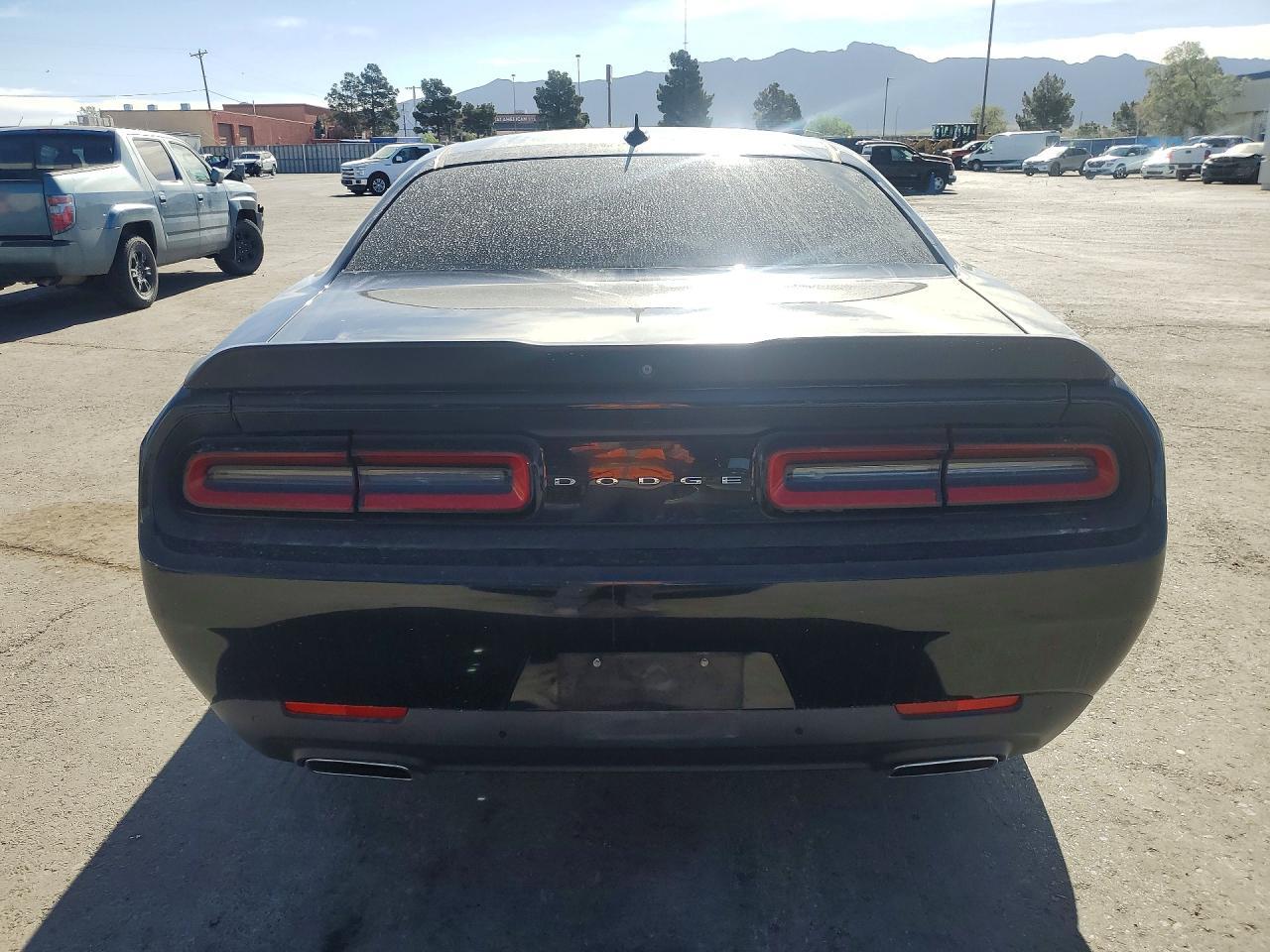 2018 Dodge Challenger Sxt - zdjęcie 6