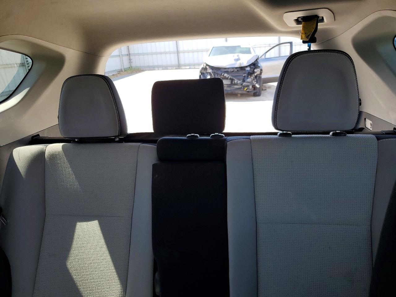 2016 Toyota Rav4 Xle - zdjęcie 10