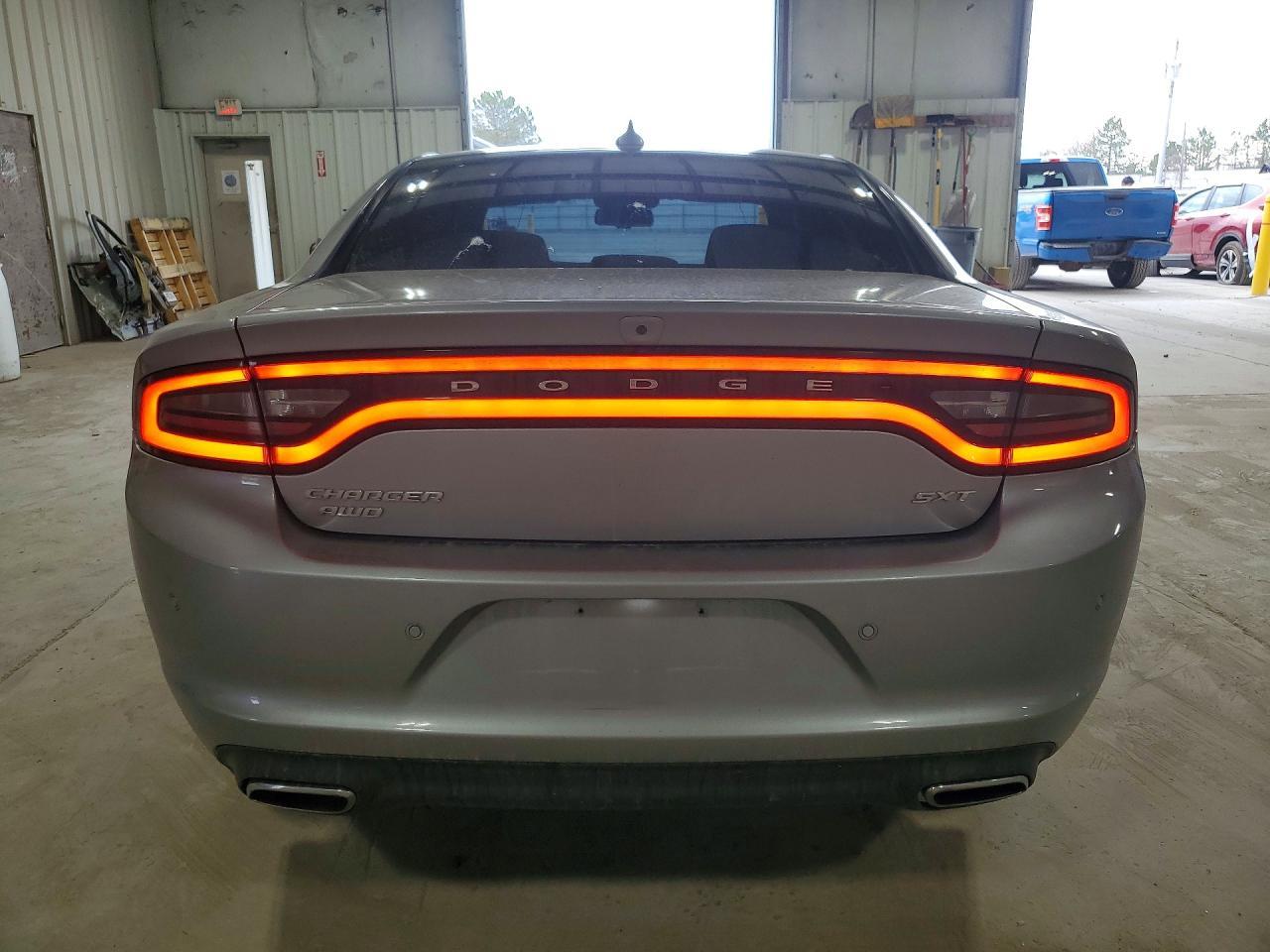 2016 Dodge Charger Sxt - zdjęcie 6