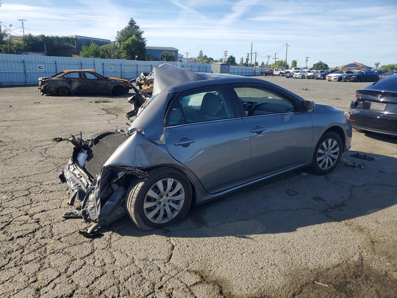 2013 Toyota Corolla Le - zdjęcie 3
