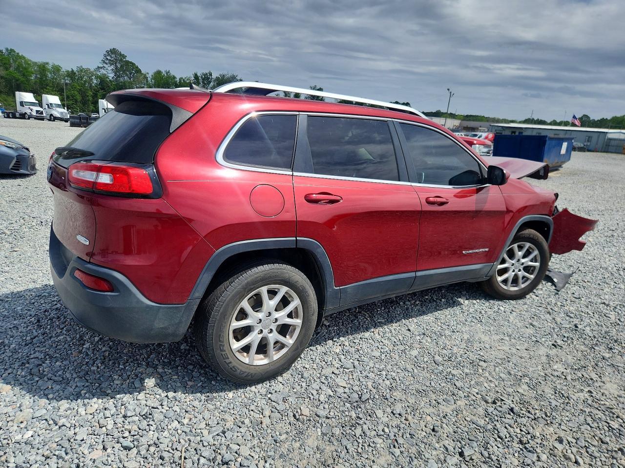 2016 Jeep Cherokee Latitude - zdjęcie 3