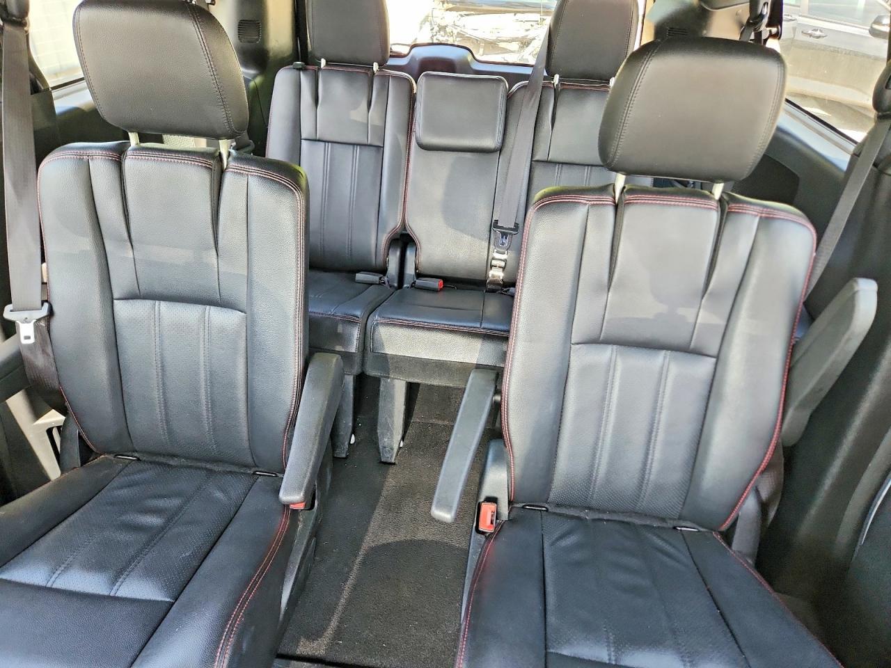 2018 Dodge Grand Caravan Gt - zdjęcie 10