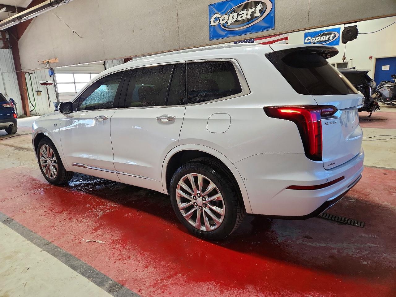 2022 Cadillac Xt6 Platinum Premium Luxury - zdjęcie 2