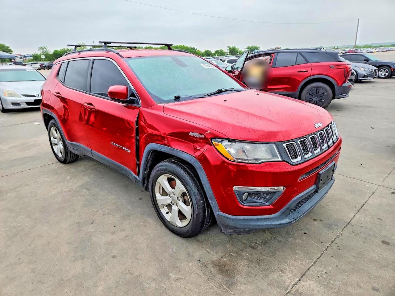 2018 Jeep Compass Latitude - zdjęcie 4