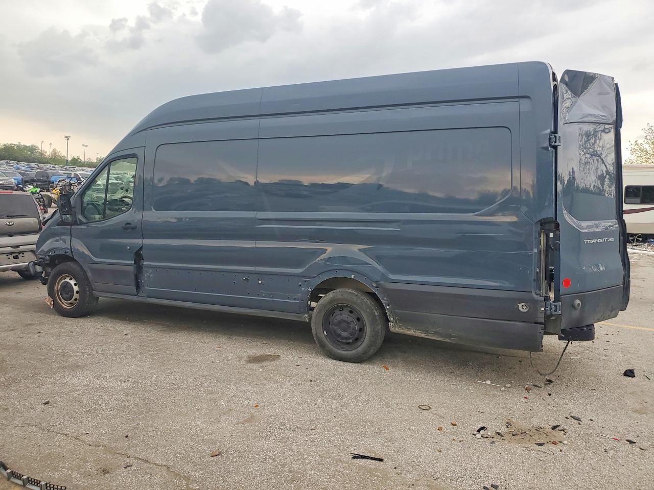 2019 Ford Transit T-250 - zdjęcie 2