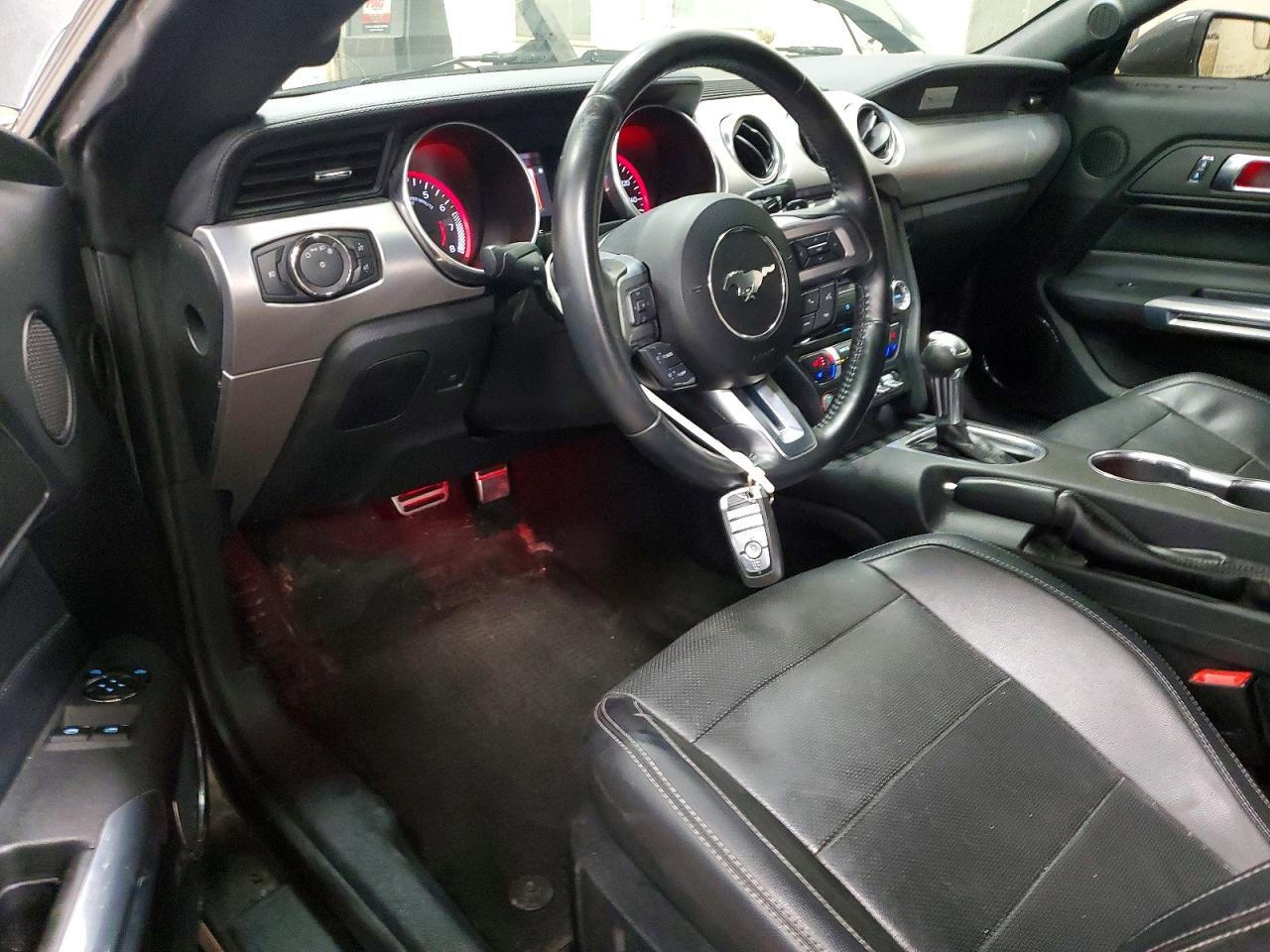 2018 Ford Mustang - zdjęcie 8