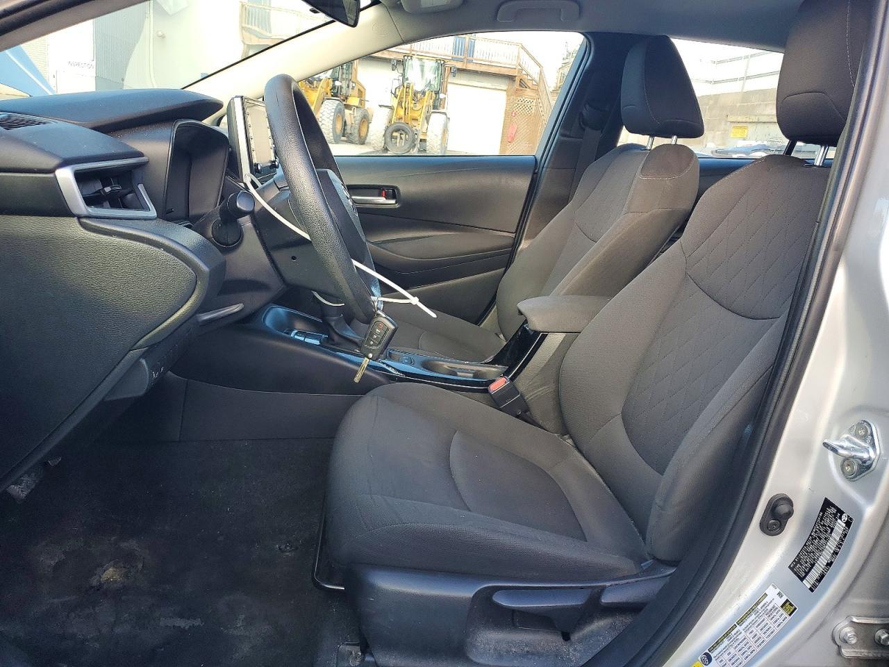 2021 Toyota Corolla Le - zdjęcie 7