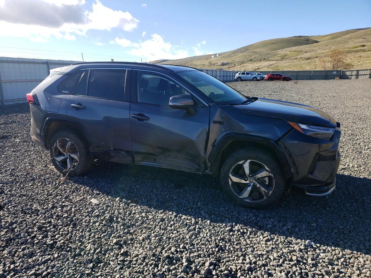 2024 Toyota Rav4 Prime Se - zdjęcie 4