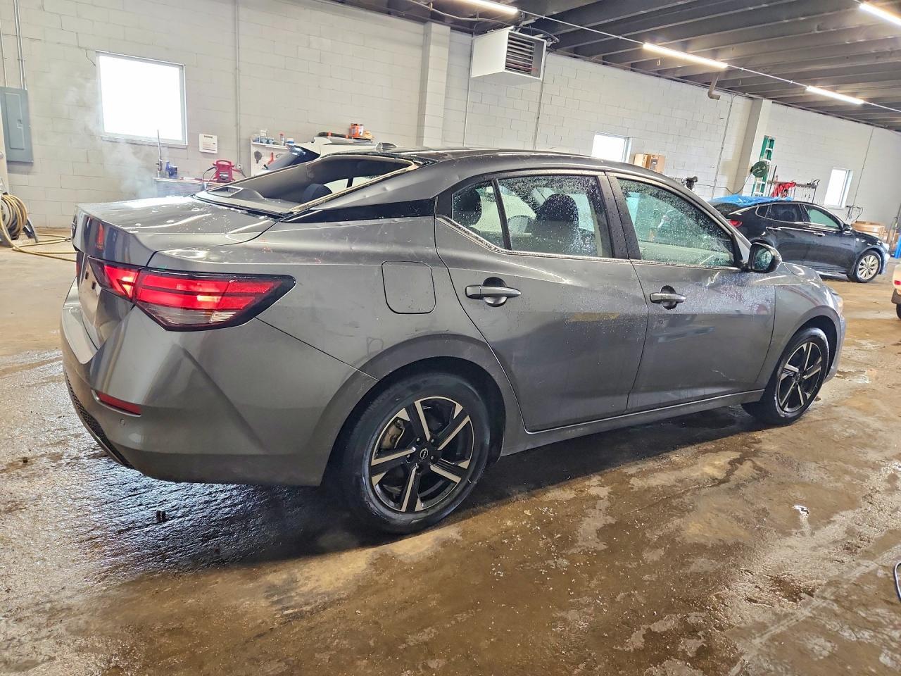 2025 Nissan Sentra Sv - zdjęcie 3