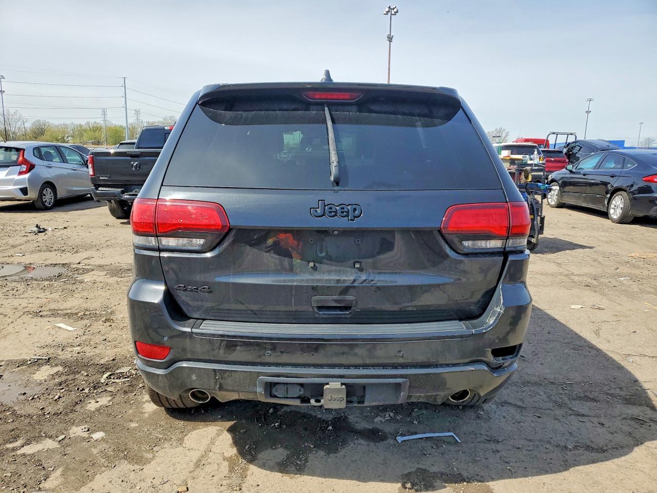 2015 Jeep Grand Cherokee Laredo - zdjęcie 6