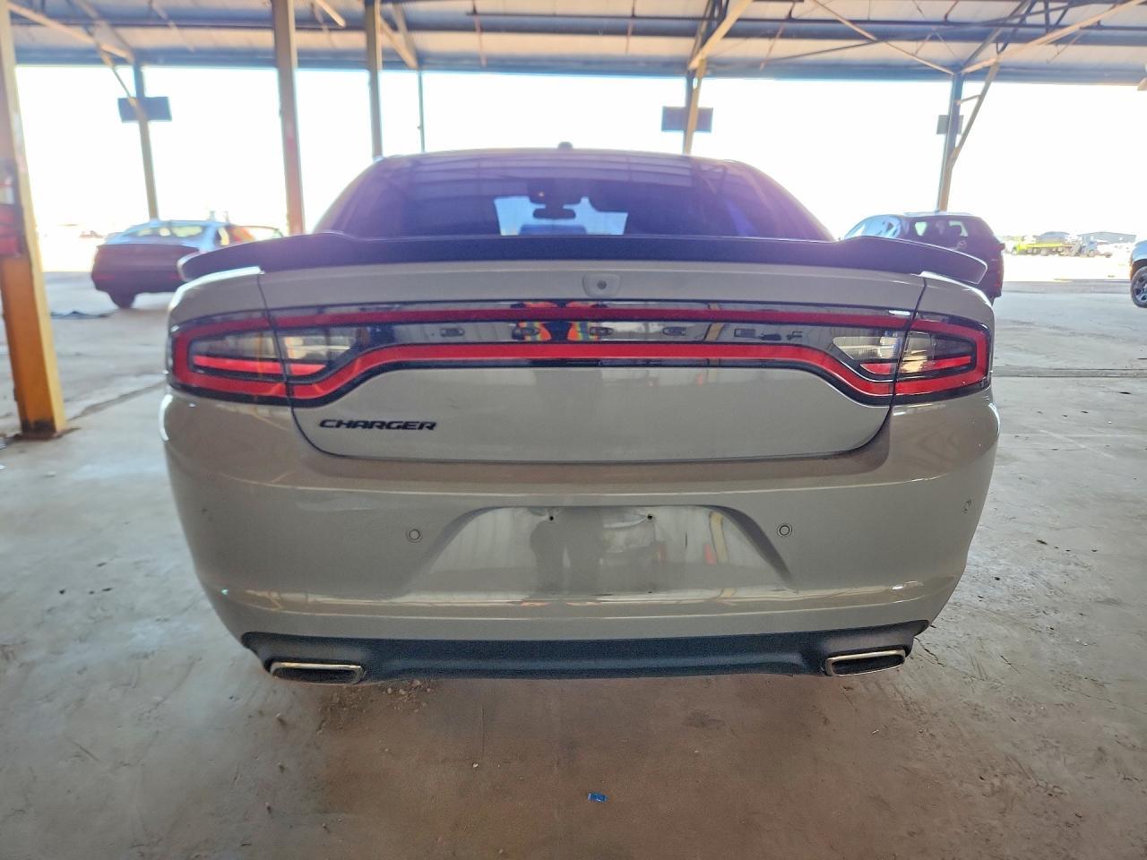 2021 Dodge Charger Sxt - zdjęcie 6