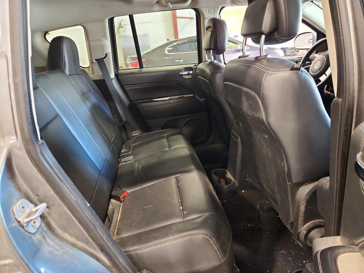 2014 Jeep Compass Limited - zdjęcie 11