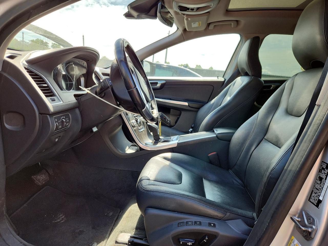 2016 Volvo Xc60 T5 Premier - zdjęcie 7