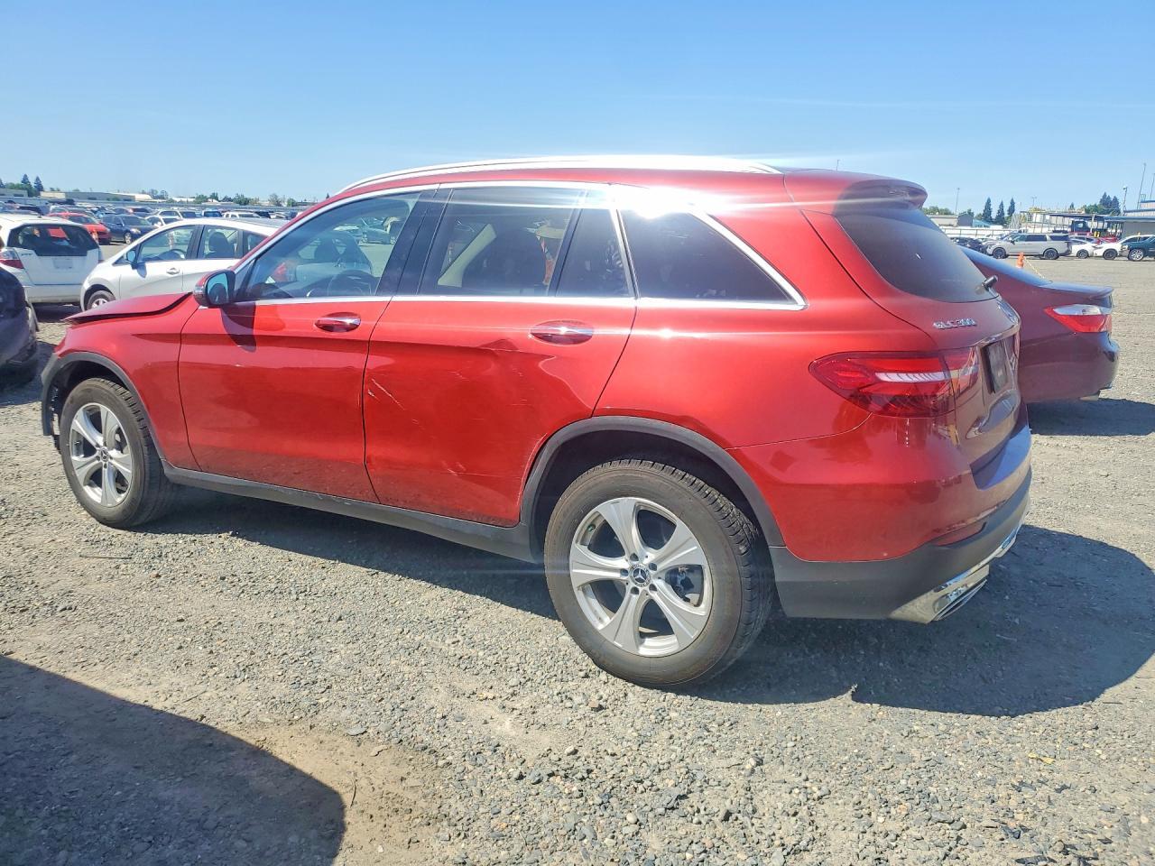 2018 Mercedes-Benz Glc 300 4Matic - zdjęcie 2