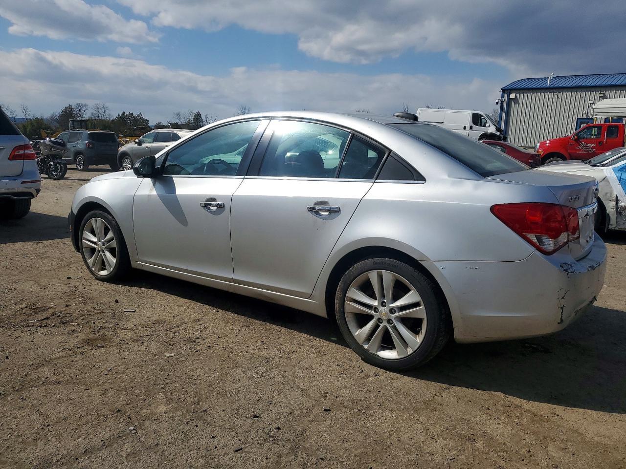 2016 Chevrolet Cruze Limited Ltz - zdjęcie 2