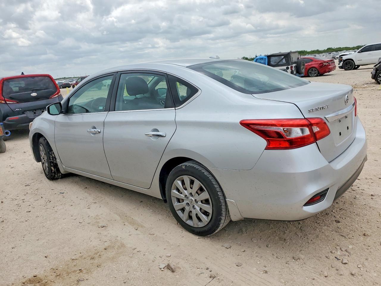 2016 Nissan Sentra Sv - zdjęcie 2