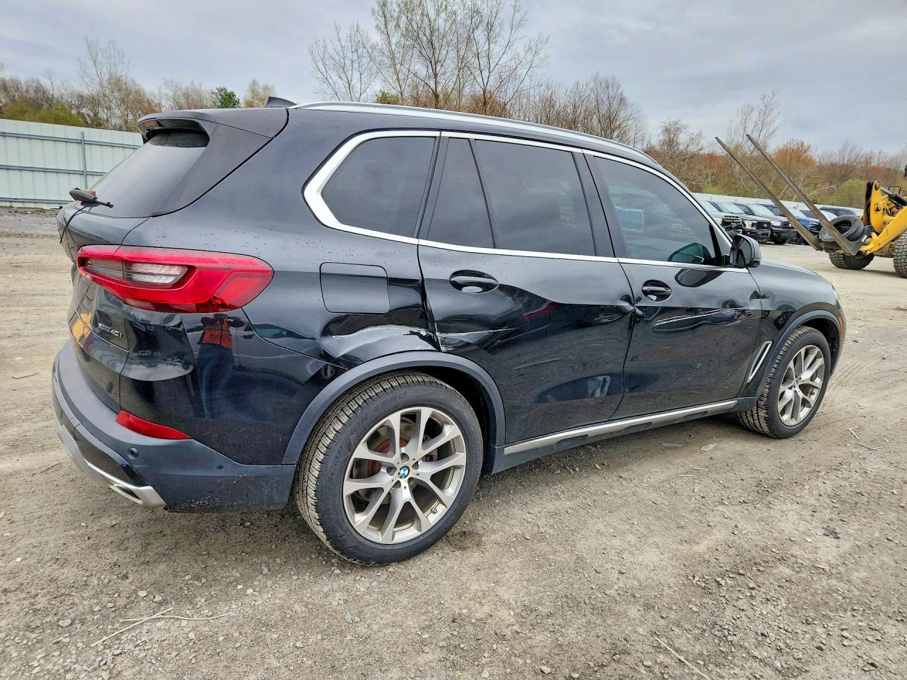 2019 BMW X5 xDrive40I - zdjęcie 3